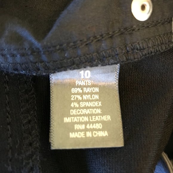 NWT Bisou Bisou Womens Gray Faux Vegan Front Black Knit Back Jegging Size 10 - Picture 9 of 13